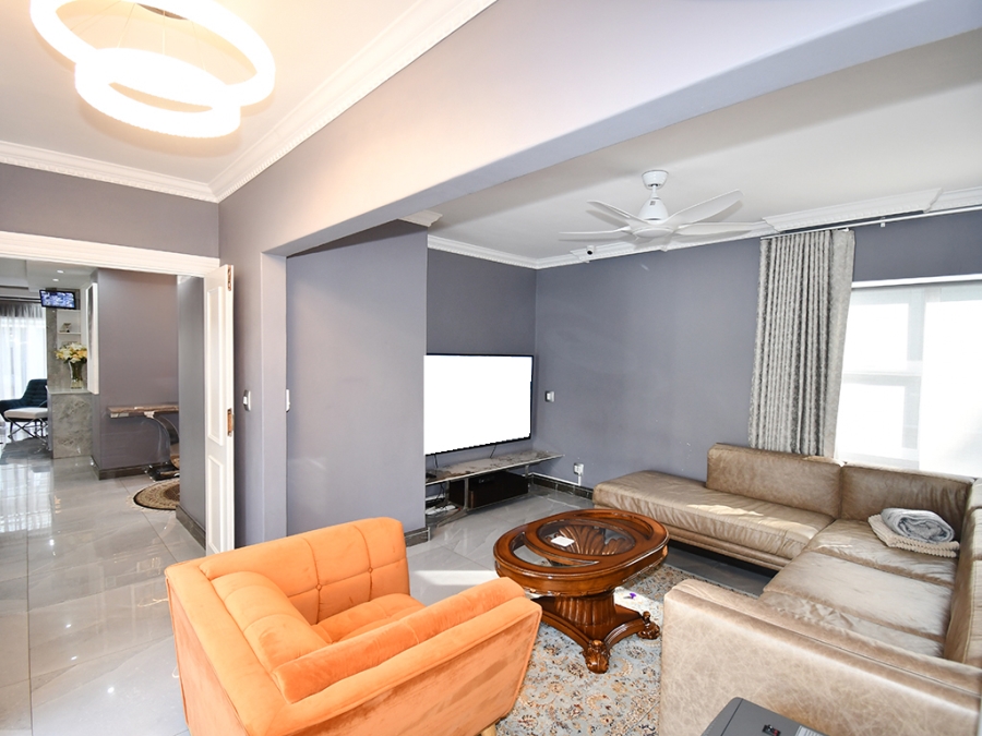 4 Bedroom Property for Sale in Hurlingham Manor Gauteng