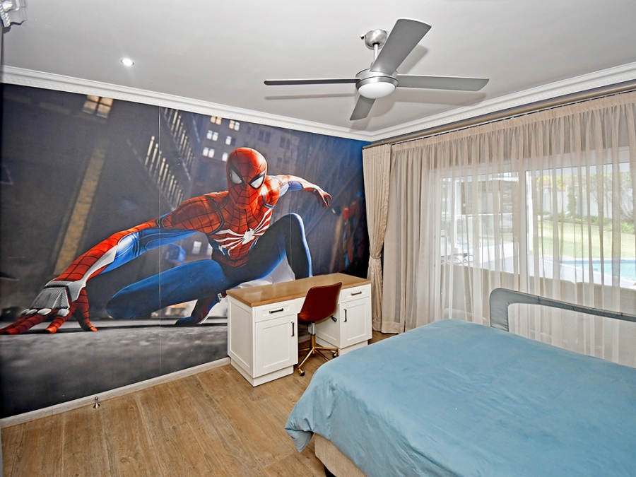 4 Bedroom Property for Sale in Hurlingham Manor Gauteng