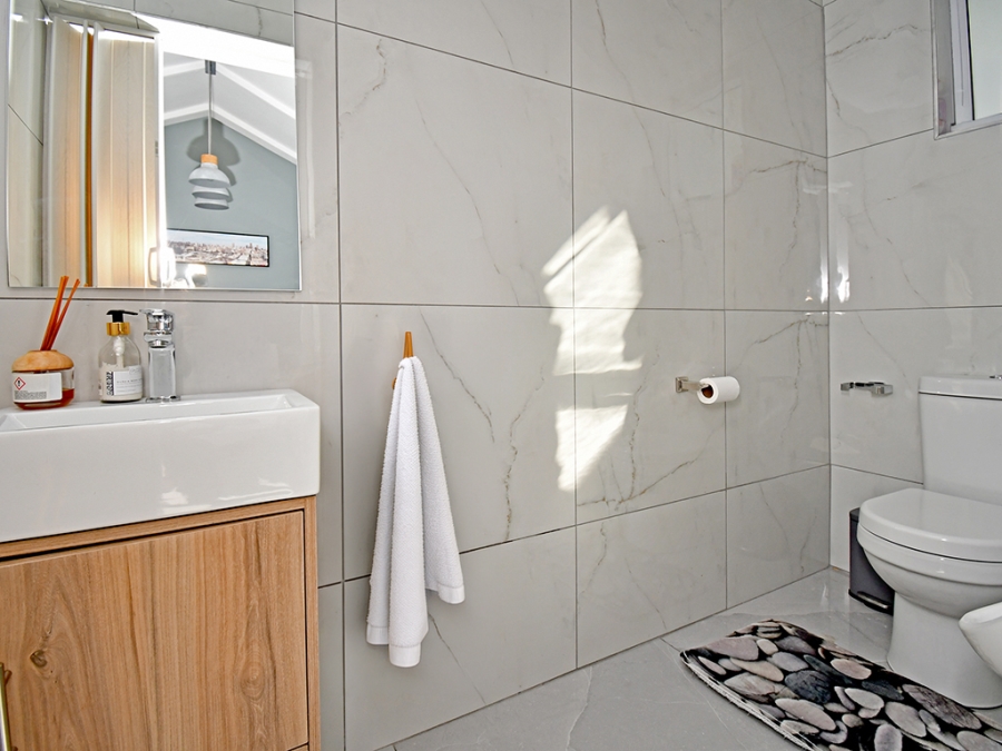 4 Bedroom Property for Sale in Hurlingham Manor Gauteng