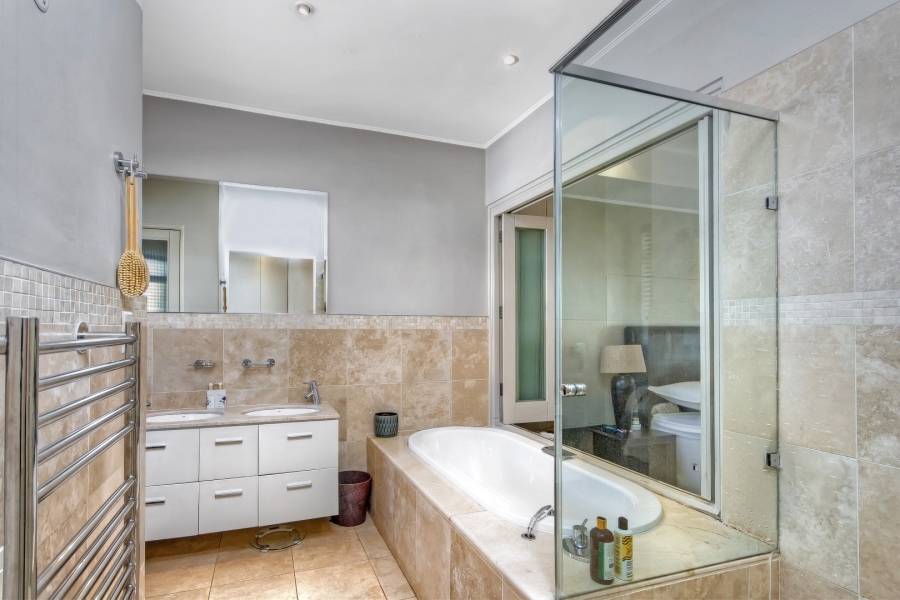 2 Bedroom Property for Sale in Hyde Park Gauteng