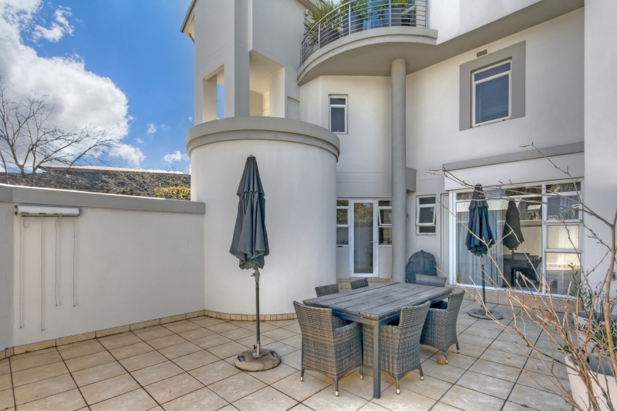 2 Bedroom Property for Sale in Hyde Park Gauteng