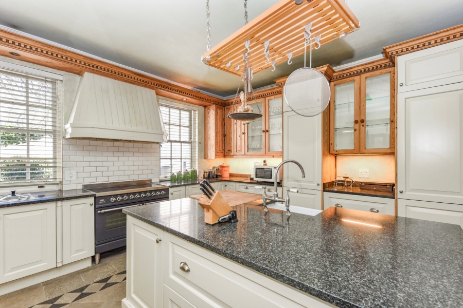 5 Bedroom Property for Sale in Hyde Park Gauteng
