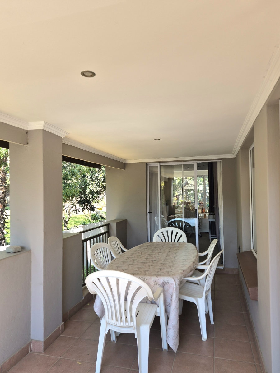 2 Bedroom Property for Sale in Saxonwold Gauteng