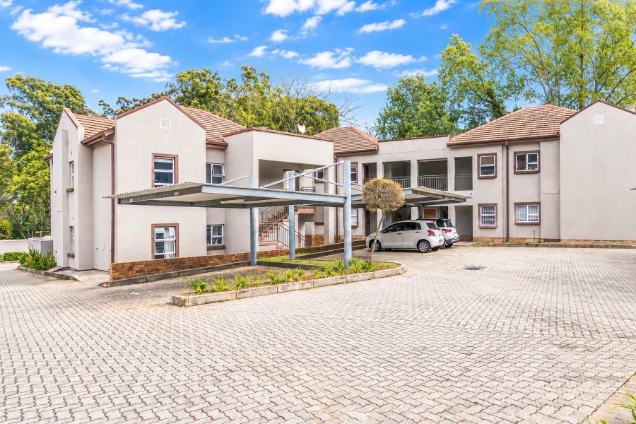 2 Bedroom Property for Sale in Saxonwold Gauteng
