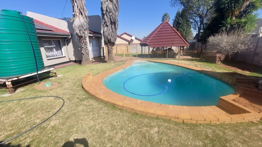 3 Bedroom Property for Sale in Greenhills Ext 3 Gauteng