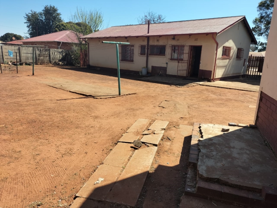 3 Bedroom Property for Sale in Westonaria Gauteng