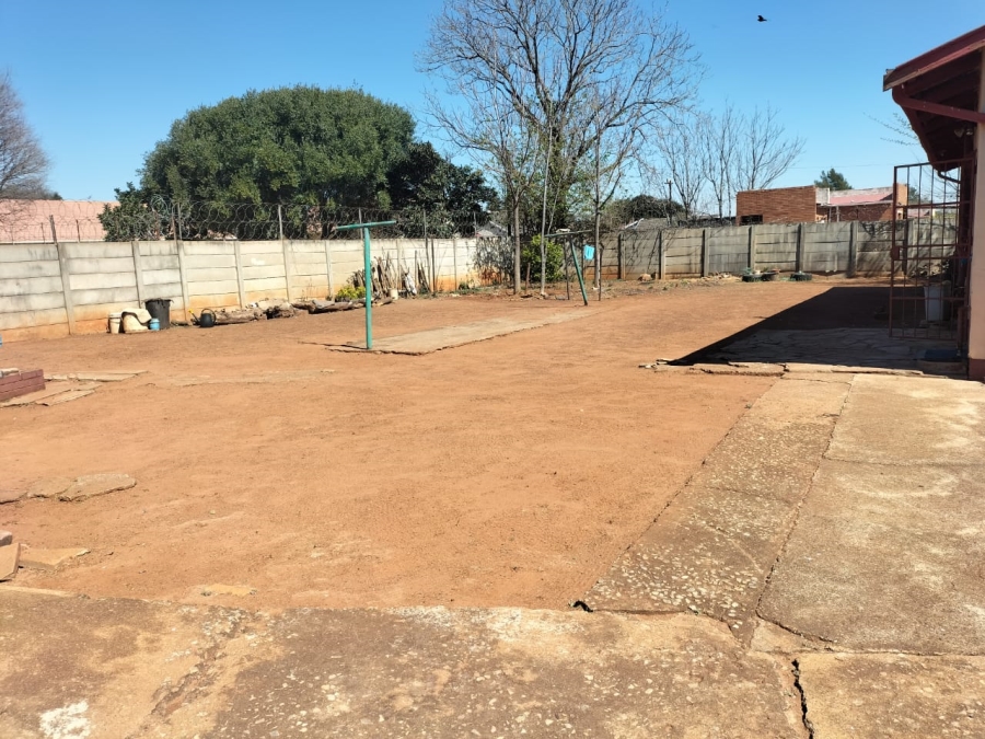 3 Bedroom Property for Sale in Westonaria Gauteng