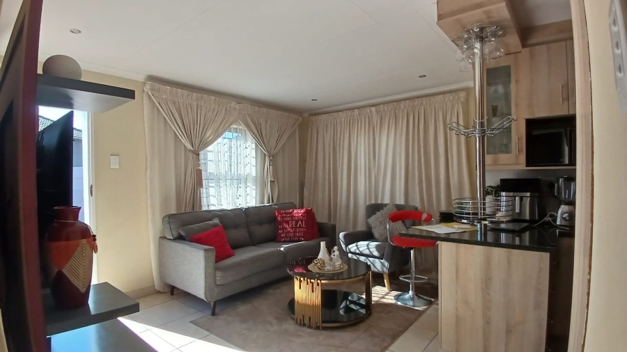 2 Bedroom Property for Sale in Mindalore Gauteng