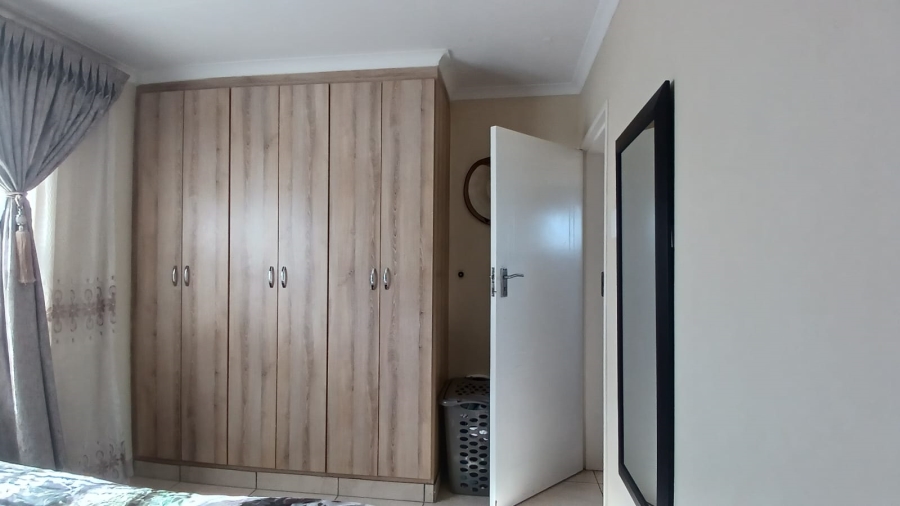 2 Bedroom Property for Sale in Mindalore Gauteng