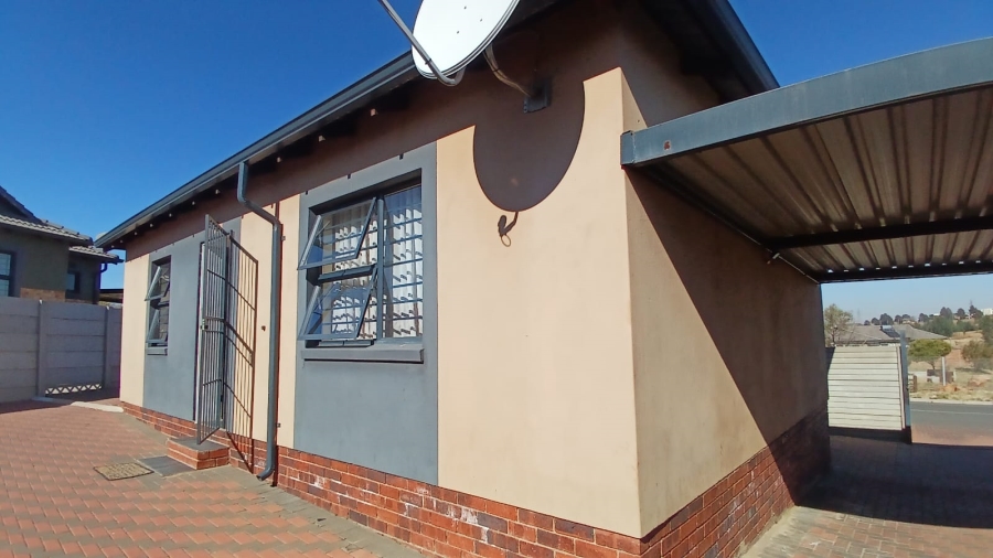 2 Bedroom Property for Sale in Mindalore Gauteng