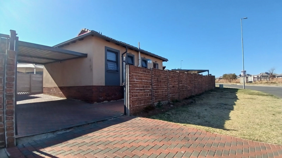 2 Bedroom Property for Sale in Mindalore Gauteng
