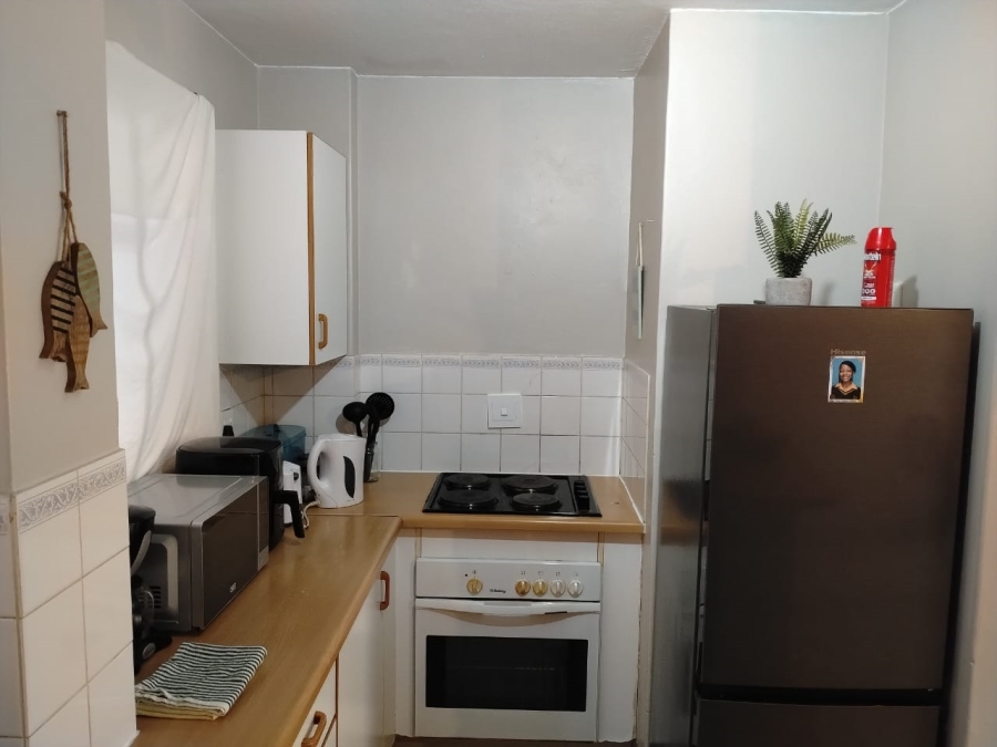 2 Bedroom Property for Sale in Die Hoewes Gauteng