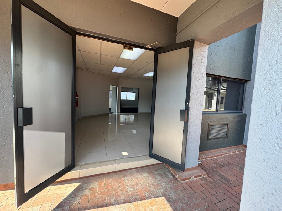To Let Commercial Property for Rent in Kyalami Gauteng
