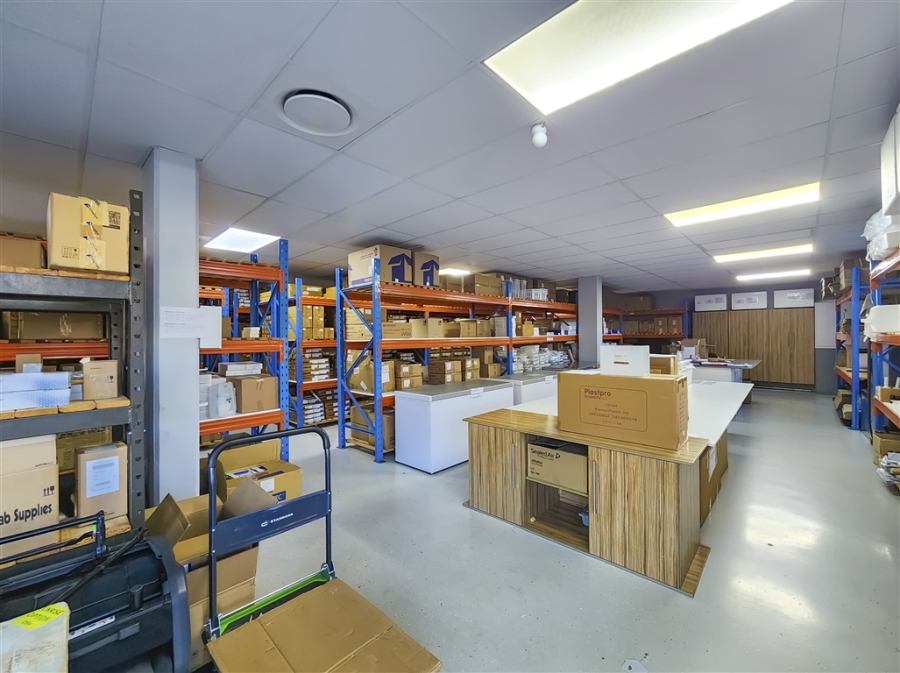 To Let Commercial Property for Rent in Allens Nek Gauteng