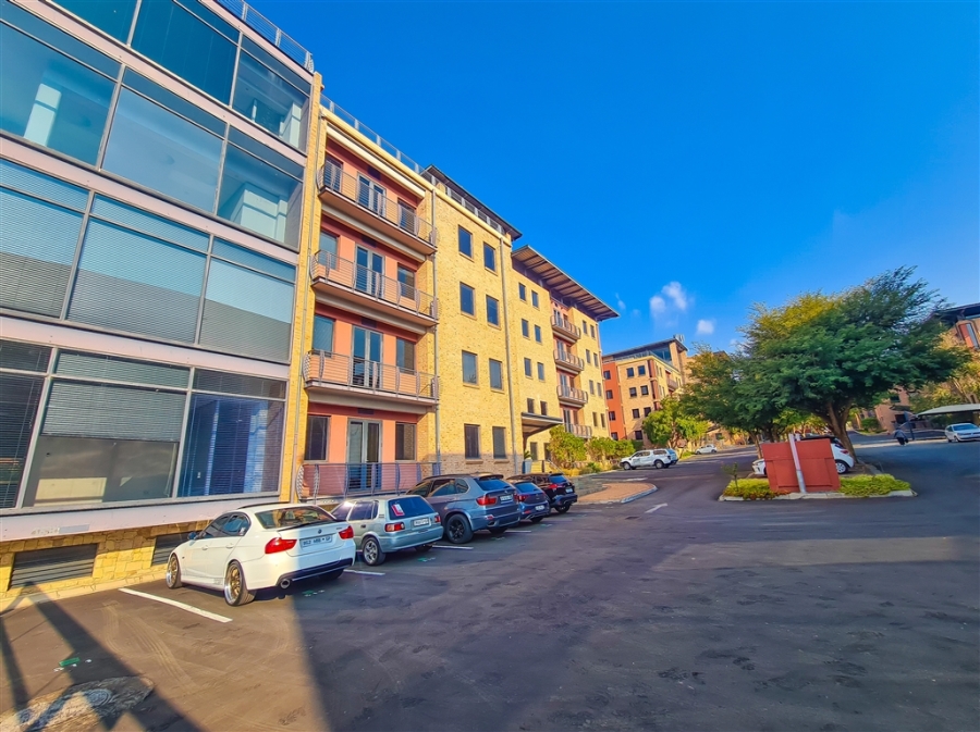 To Let Commercial Property for Rent in Constantia Kloof Gauteng