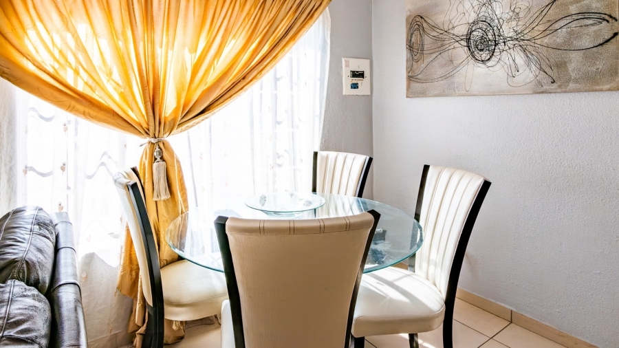 3 Bedroom Property for Sale in Wilgeheuwel Gauteng