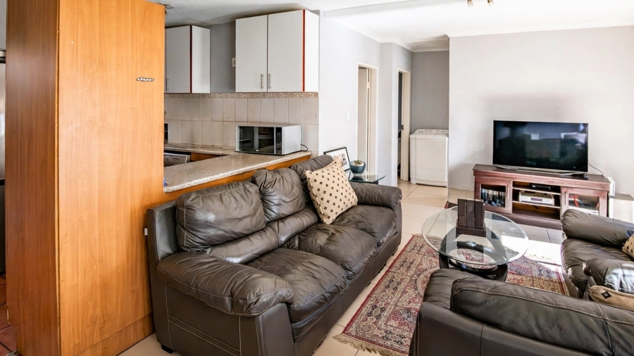 3 Bedroom Property for Sale in Wilgeheuwel Gauteng