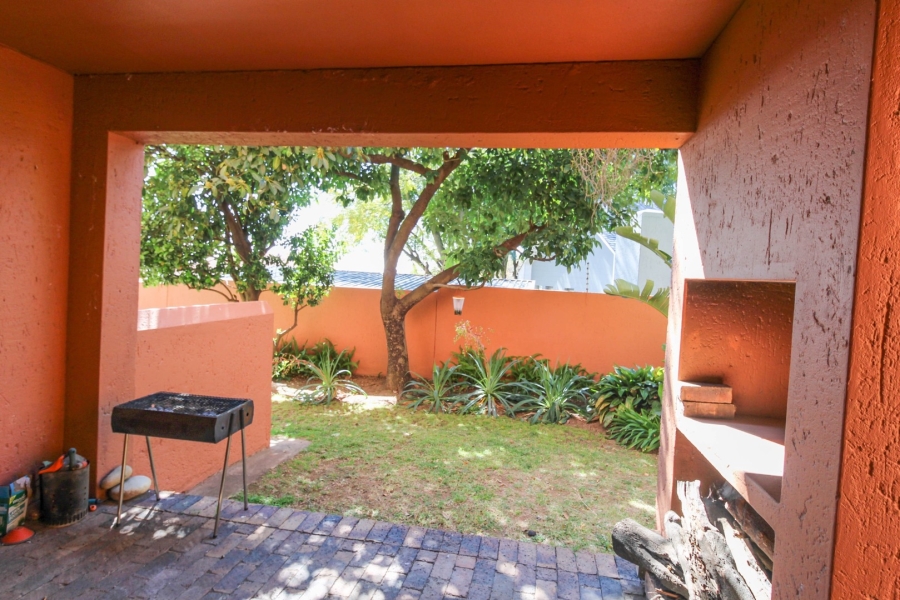 2 Bedroom Property for Sale in Ferndale Gauteng