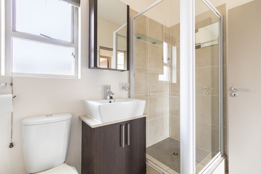 To Let 1 Bedroom Property for Rent in Lonehill Gauteng