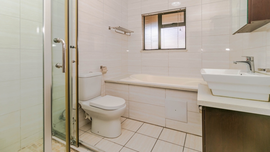 2 Bedroom Property for Sale in Summerset Gauteng