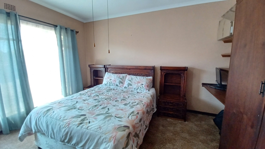 4 Bedroom Property for Sale in Vanderbijlpark SE 7 Gauteng