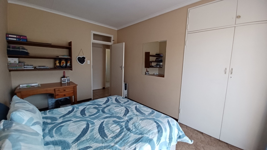 4 Bedroom Property for Sale in Vanderbijlpark SE 7 Gauteng