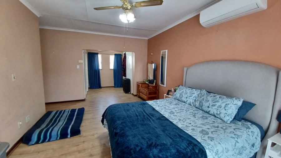 4 Bedroom Property for Sale in Vanderbijlpark SE 7 Gauteng