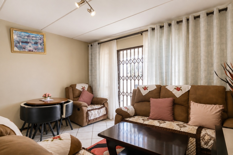 2 Bedroom Property for Sale in Fourways Gauteng