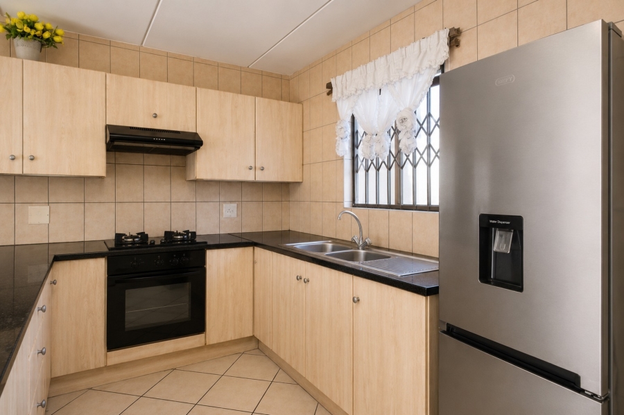 2 Bedroom Property for Sale in Fourways Gauteng