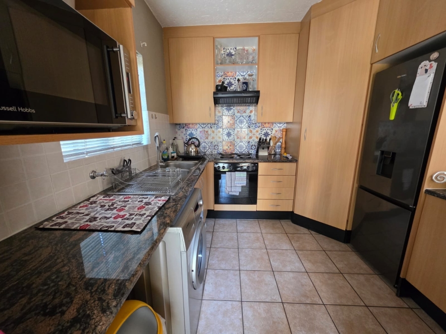 To Let 3 Bedroom Property for Rent in Lonehill Gauteng
