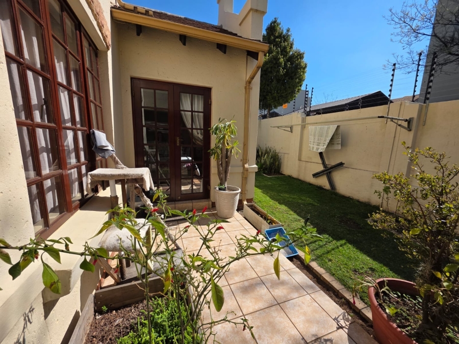 To Let 3 Bedroom Property for Rent in Lonehill Gauteng