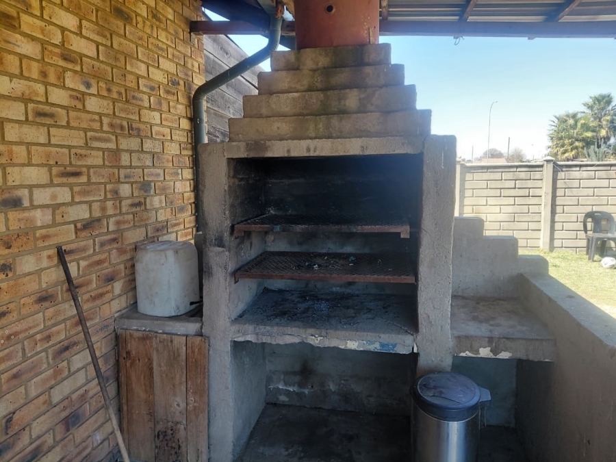 3 Bedroom Property for Sale in Riversdale Gauteng