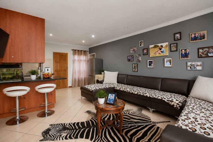 2 Bedroom Property for Sale in Annlin Gauteng