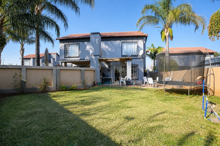 2 Bedroom Property for Sale in Annlin Gauteng