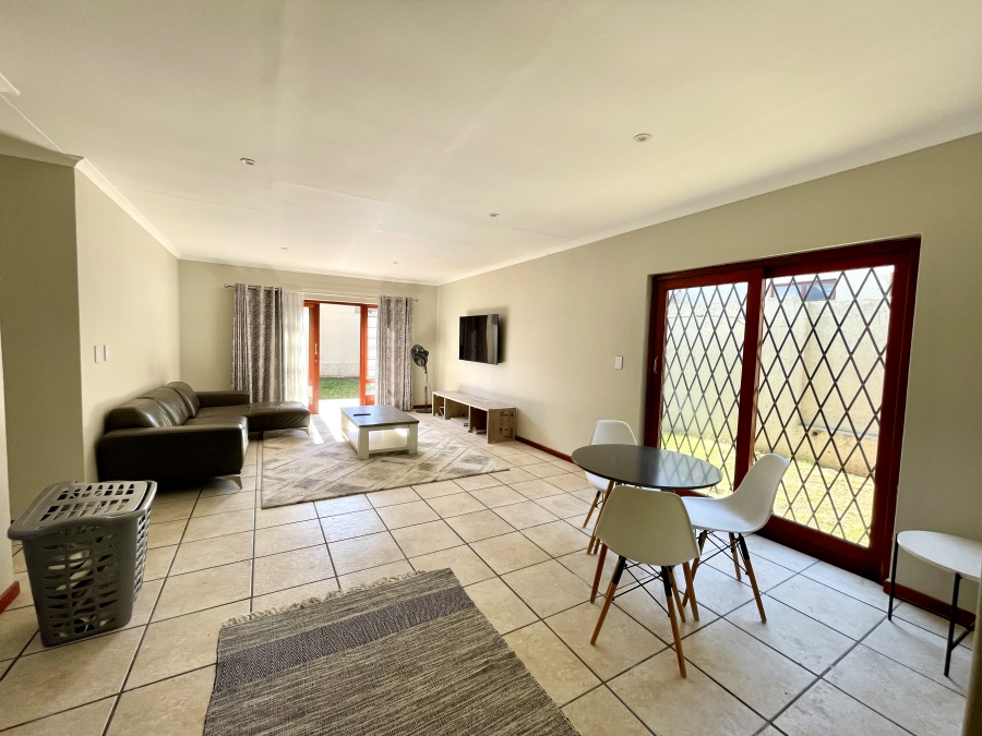 To Let 3 Bedroom Property for Rent in Craigavon Gauteng