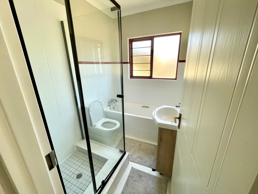 To Let 3 Bedroom Property for Rent in Craigavon Gauteng