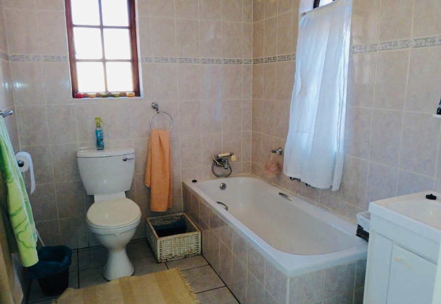 3 Bedroom Property for Sale in Noordheuwel Gauteng