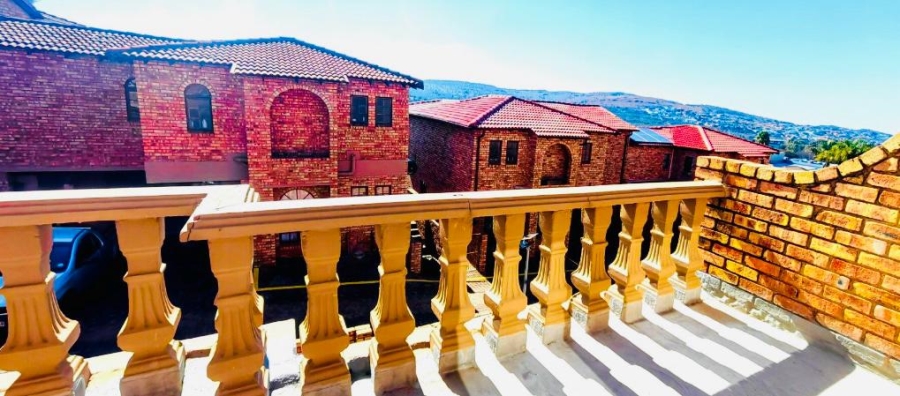 3 Bedroom Property for Sale in Noordheuwel Gauteng