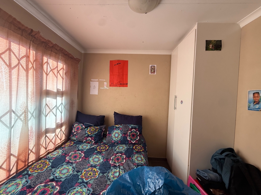 2 Bedroom Property for Sale in Toekomsrus Gauteng