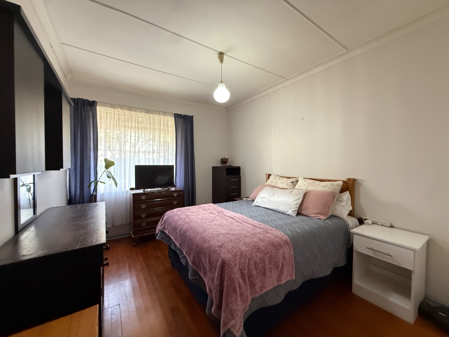 To Let 3 Bedroom Property for Rent in Florida Gauteng