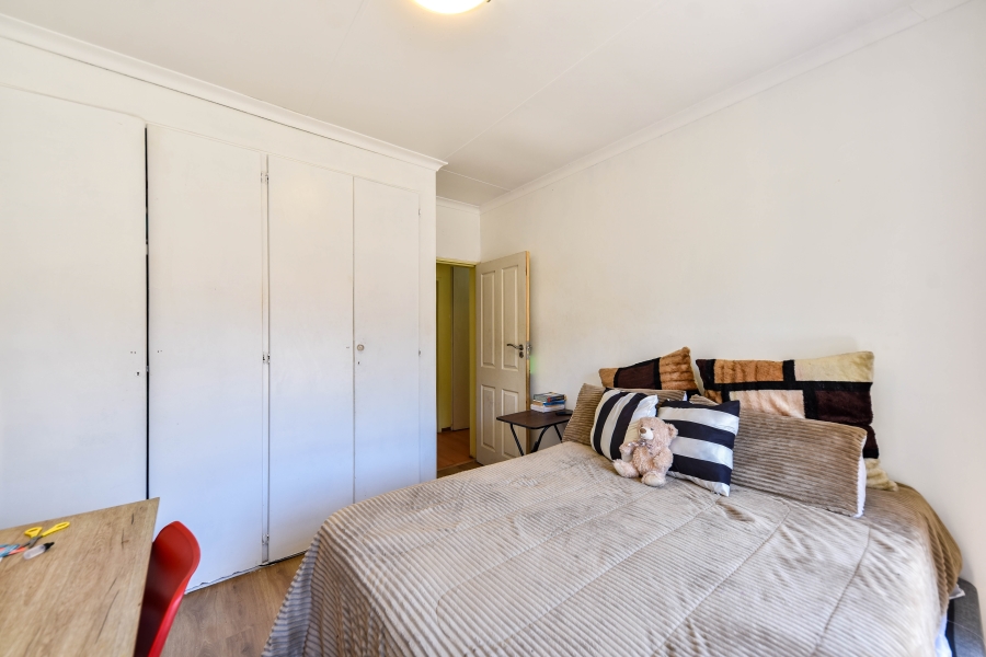 5 Bedroom Property for Sale in Garsfontein Gauteng