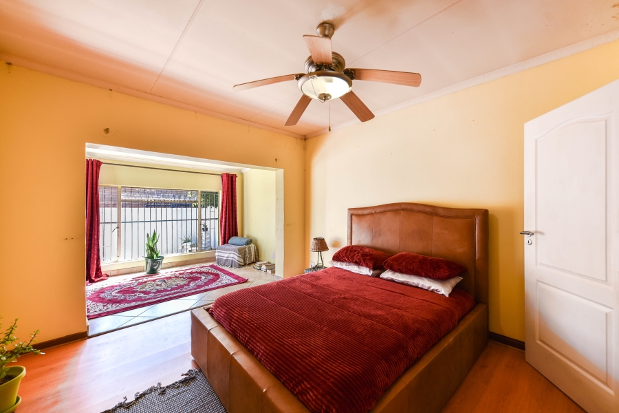 5 Bedroom Property for Sale in Garsfontein Gauteng