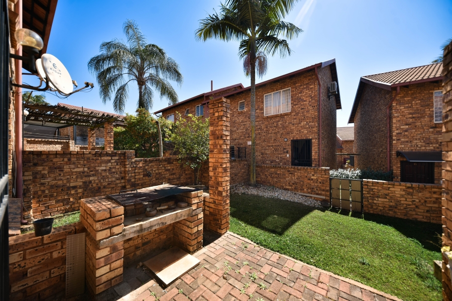 3 Bedroom Property for Sale in Moreleta Park Gauteng