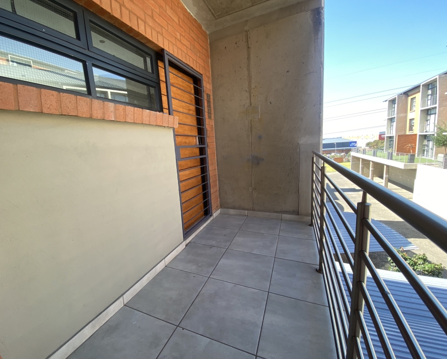 To Let 2 Bedroom Property for Rent in Equestria Gauteng