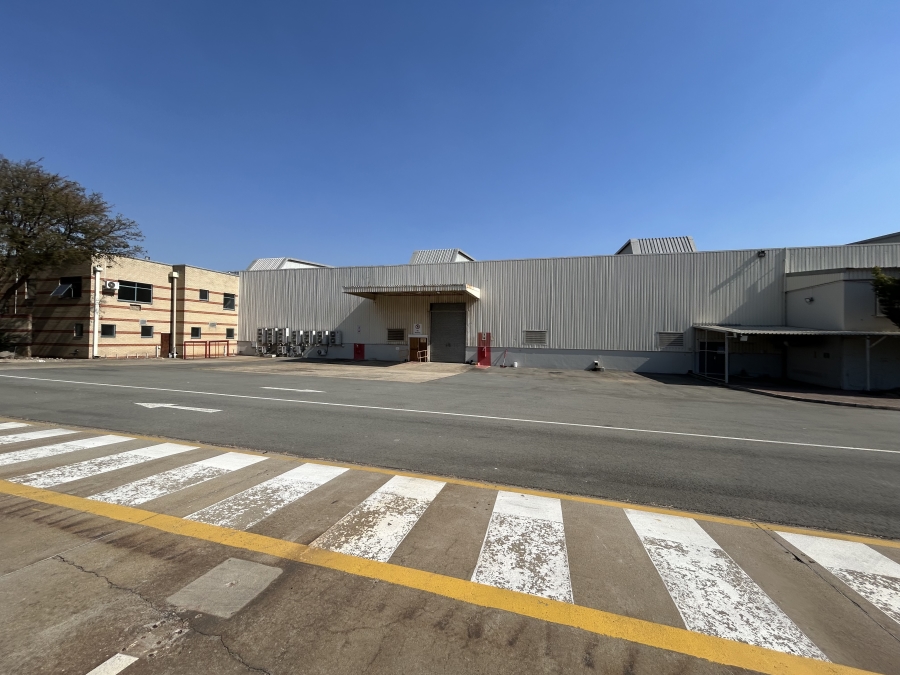 To Let Commercial Property for Rent in Halfway House Gauteng