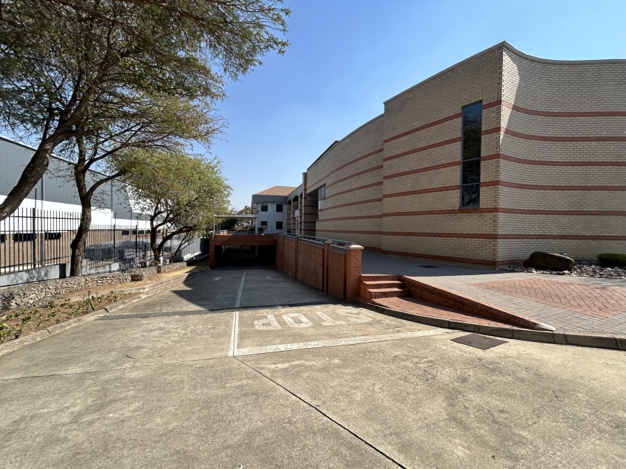 To Let Commercial Property for Rent in Halfway House Gauteng