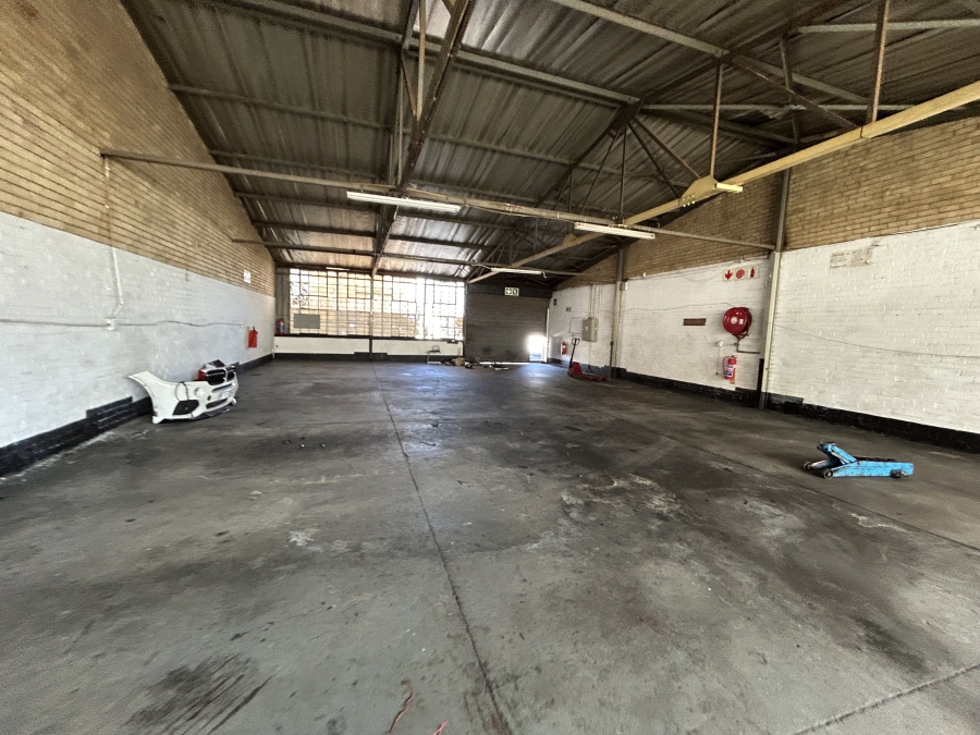 To Let Commercial Property for Rent in Spartan Gauteng