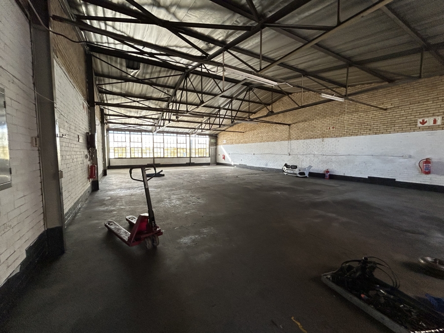 To Let Commercial Property for Rent in Spartan Gauteng