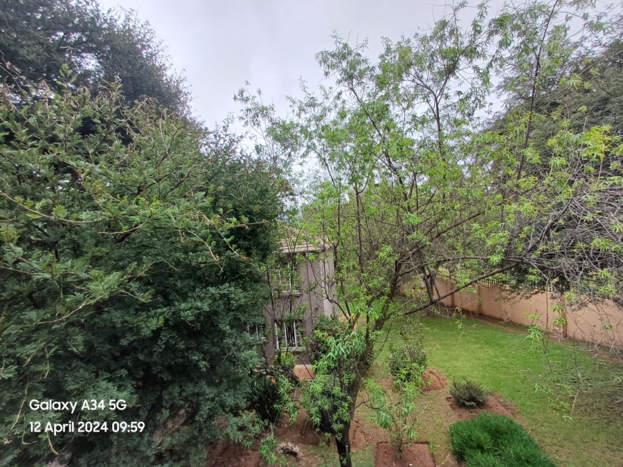 2 Bedroom Property for Sale in Wilgeheuwel Gauteng