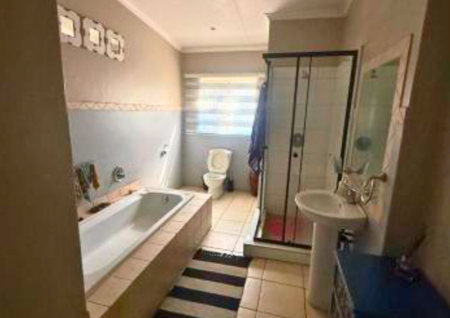 3 Bedroom Property for Sale in Primrose Gauteng